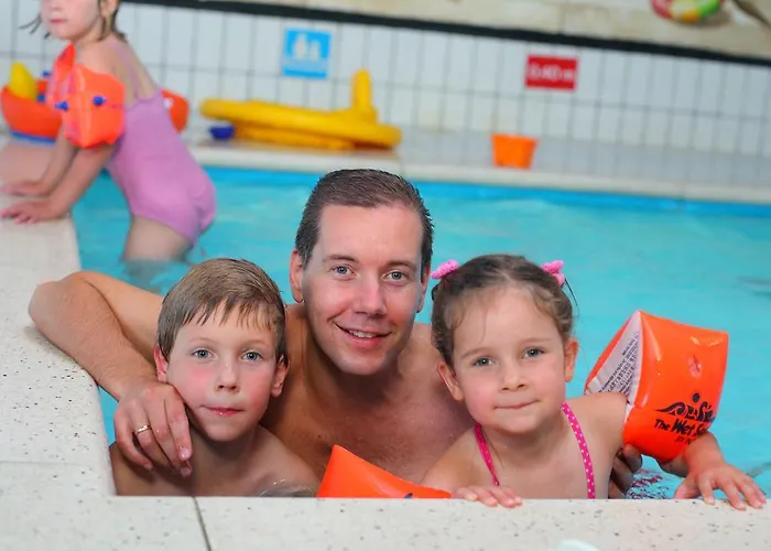 홀리데이파크 Roompot Bospark De Schaapskooi 에페