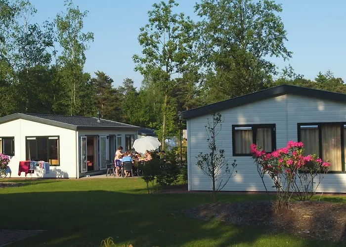 Roompot Bospark De Schaapskooi 홀리데이파크 3*