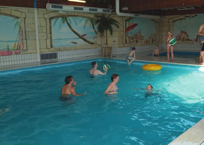 홀리데이파크 Roompot Bospark De Schaapskooi