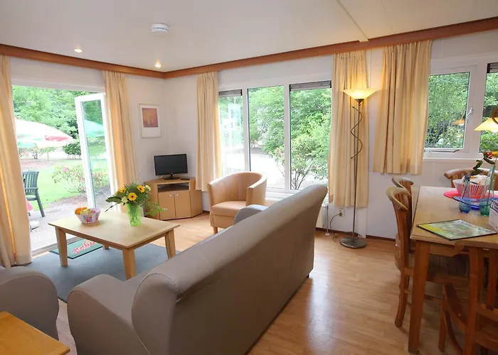 홀리데이파크 Roompot Bospark De Schaapskooi 에페